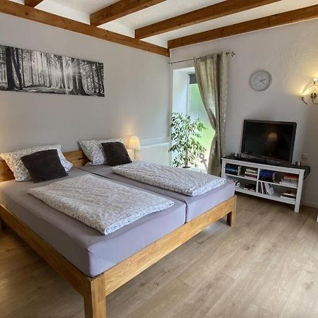 Grosses Doppelzimmer Mit Eigenem Bad Und Kuehlschrank, Frisch Saniert Фридрихског Экстерьер фото