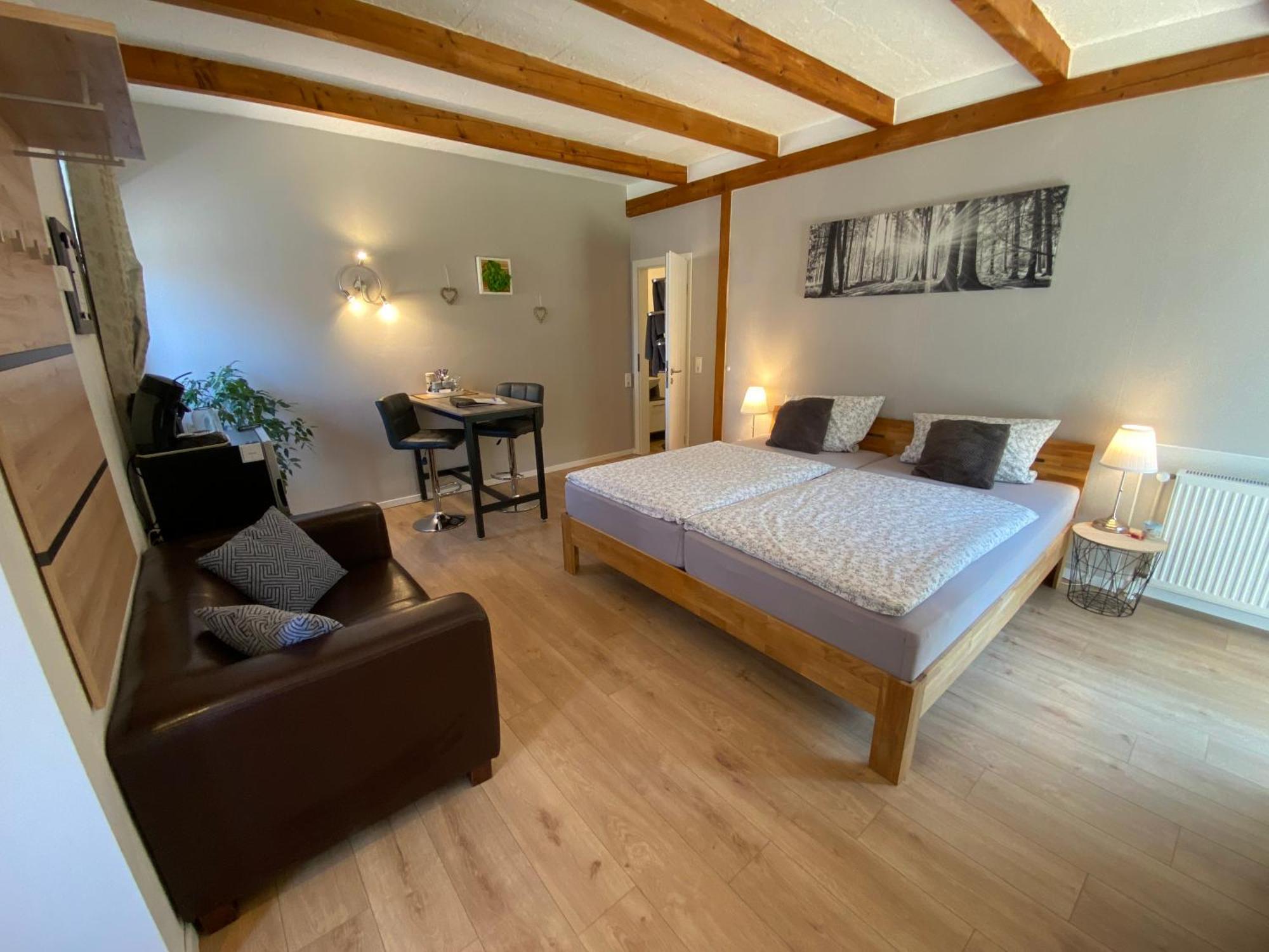 Grosses Doppelzimmer Mit Eigenem Bad Und Kuehlschrank, Frisch Saniert Фридрихског Экстерьер фото
